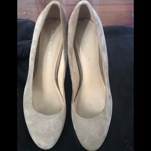 Very nice shoes used twice